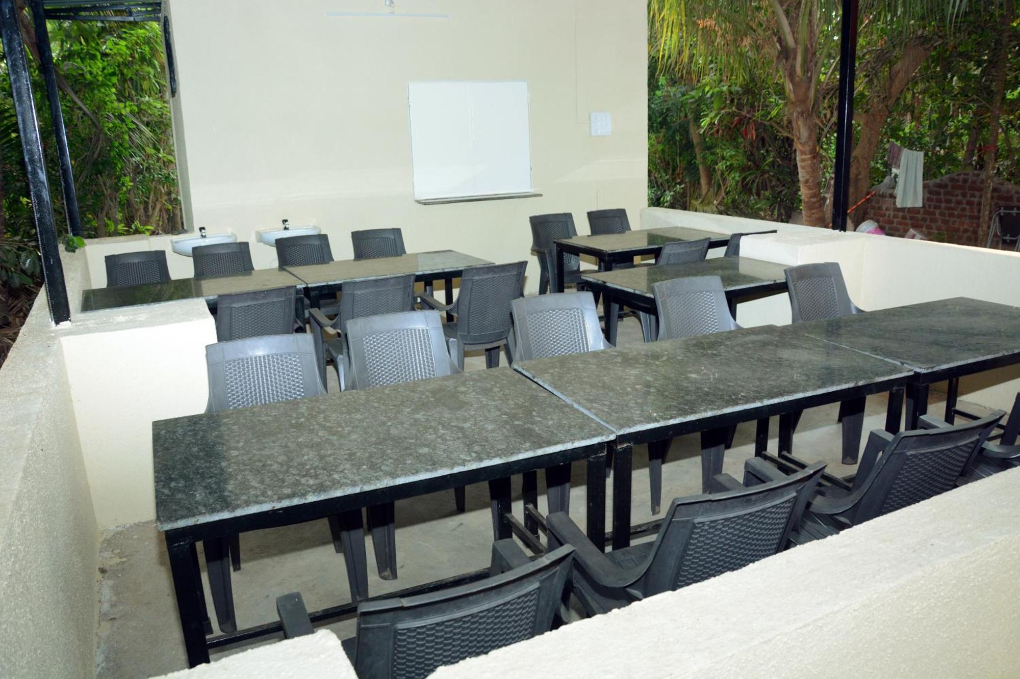 Shree Swami Samarth Resort Diveāgar Eksteriør billede